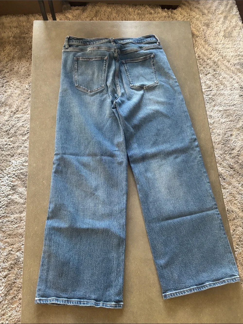 Quince Wide-Leg Jeans in Medium Blue Wash - Picture 3 of 3